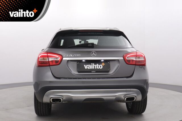 Mercedes-Benz GLA 2015 200 A / Osanahat / Kamera / Vakkari /