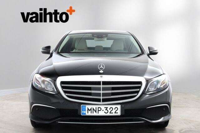 Mercedes-Benz E 2017 350 d A Business / Webasto / Adapt.vakkari / Ohjausavustin / BLIS / Multibeam / Navi / Nahkaverhoilu / Peruutuskamera