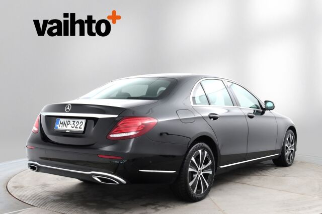 Mercedes-Benz E 2017 350 d A Business / Webasto / Adapt.vakkari / Ohjausavustin / BLIS / Multibeam / Navi / Nahkaverhoilu / Peruutuskamera