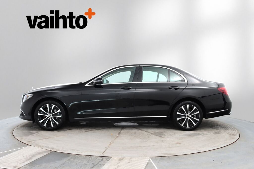 Mercedes-Benz E 2017 350 d A Business / Webasto / Adapt.vakkari / Ohjausavustin / BLIS / Multibeam / Navi / Nahkaverhoilu / Peruutuskamera