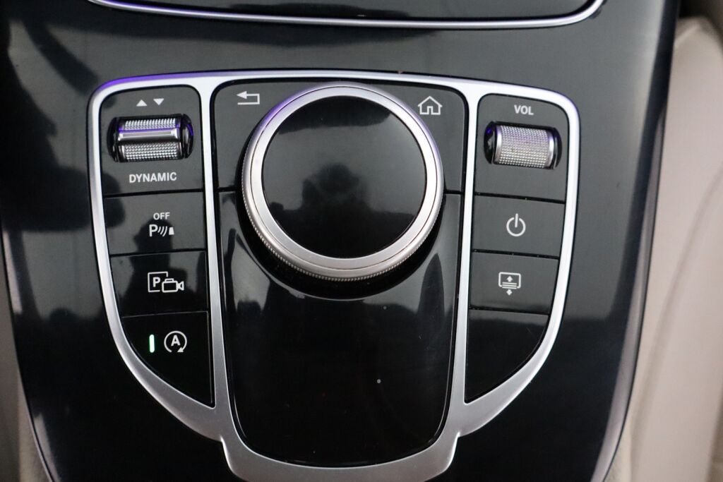 Mercedes-Benz E 2017 350 d A Business / Webasto / Adapt.vakkari / Ohjausavustin / BLIS / Multibeam / Navi / Nahkaverhoilu / Peruutuskamera