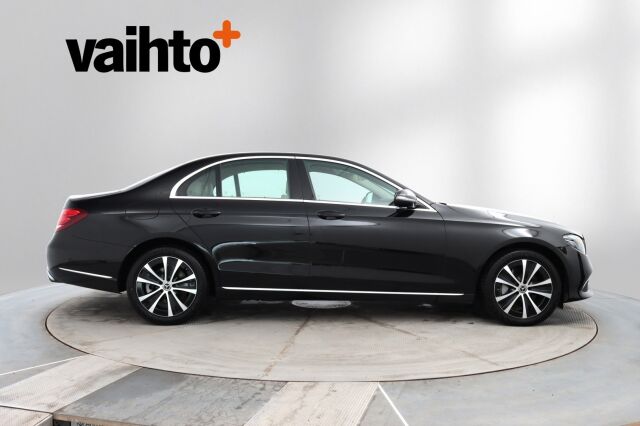 Mercedes-Benz E 2017 350 d A Business / Webasto / Adapt.vakkari / Ohjausavustin / BLIS / Multibeam / Navi / Nahkaverhoilu / Peruutuskamera