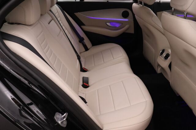 Mercedes-Benz E 2017 350 d A Business / Webasto / Adapt.vakkari / Ohjausavustin / BLIS / Multibeam / Navi / Nahkaverhoilu / Peruutuskamera