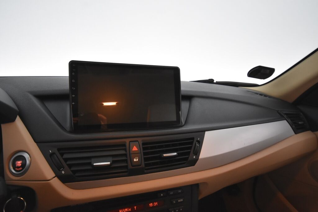 BMW X1 2010 xDrive 23D A E84 SAV / Nahkasisusta / Koukku / Uudet kesärenkaat / Uusi tuulilasi / Juuri huollettu