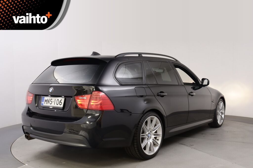 BMW 330 2009 A E91 Touring LCI M Sport / Panoraama / Nahkasisusta / Acc / Pro Navi / Individual Audio / Sähköpenkit / Hyvin huollettu