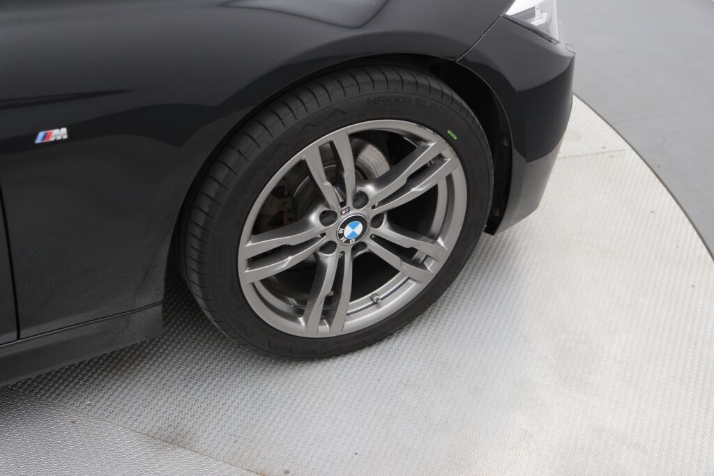 BMW 320 2019 F31 Touring 320i A xDrive Summer Edition / M-Sport ulkonäköpaketti / M-Sport ratti / Lohkolämmitin / Koukku / Nahat