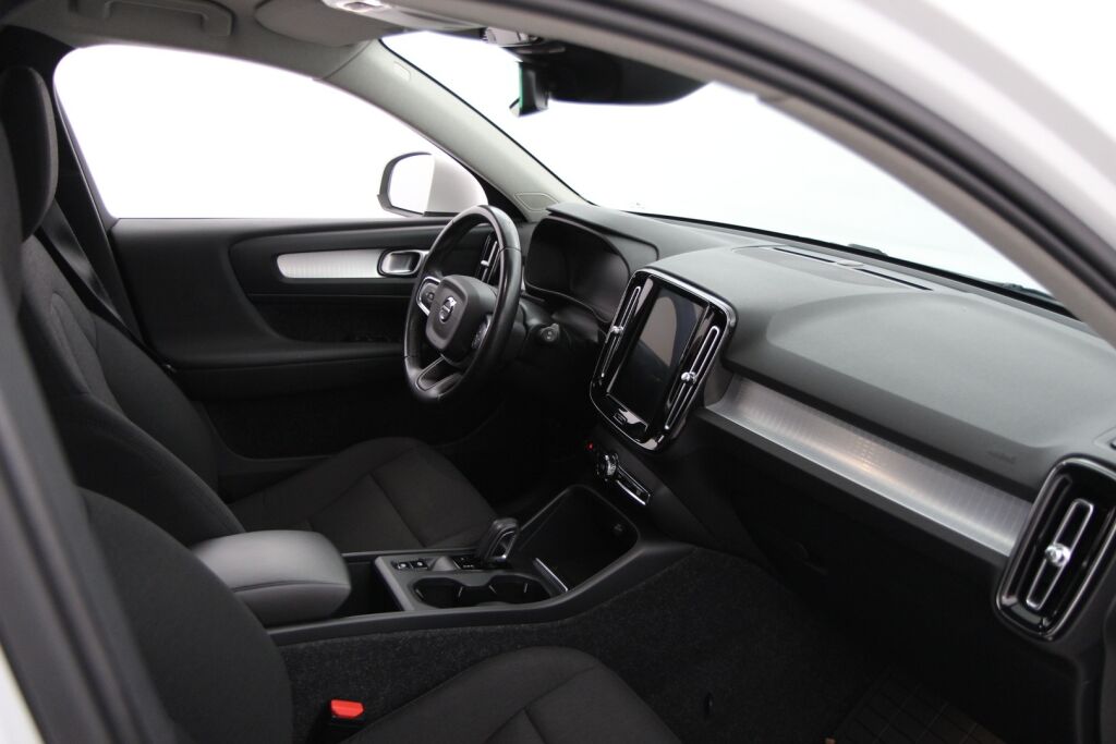 Volvo XC40 2018 D3 AWD Business aut / 2-om. Suomiauto / Pilot Assist / Keyless / Koukku / Webasto / Hihna vaihdettu!