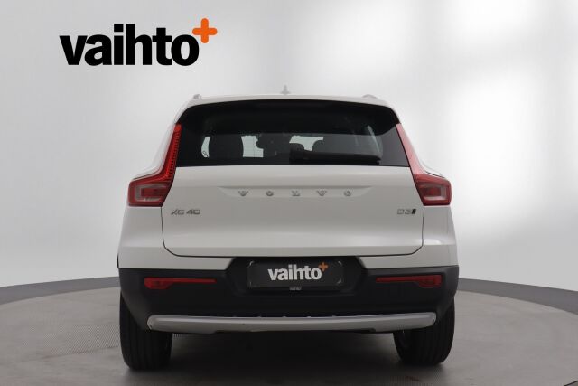 Volvo XC40 2018 D3 AWD Business aut / 2-om. Suomiauto / Pilot Assist / Keyless / Koukku / Webasto / Hihna vaihdettu!