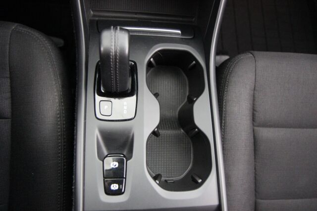 Volvo XC40 2018 D3 AWD Business aut / 2-om. Suomiauto / Pilot Assist / Keyless / Koukku / Webasto / Hihna vaihdettu!