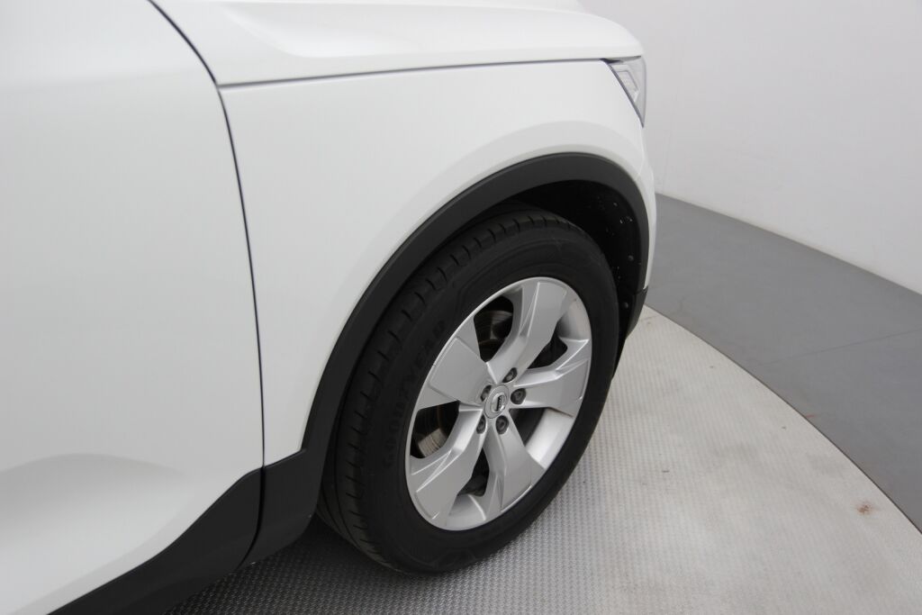 Volvo XC40 2018 D3 AWD Business aut / 2-om. Suomiauto / Pilot Assist / Keyless / Koukku / Webasto / Hihna vaihdettu!