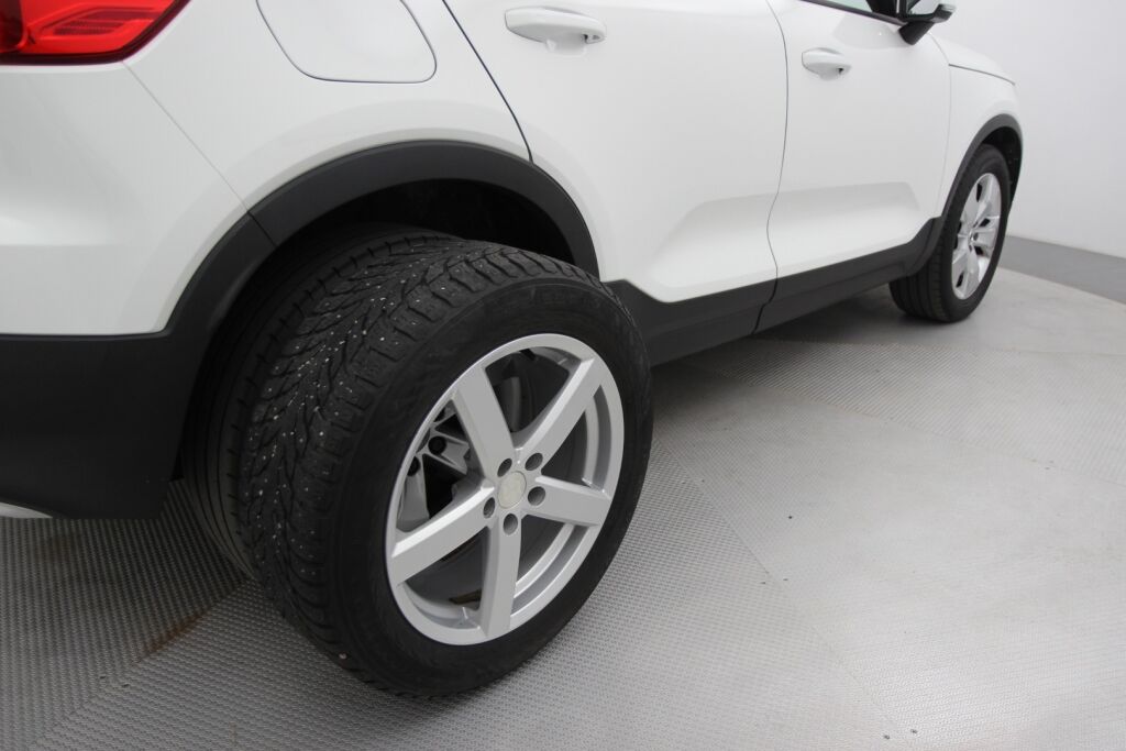 Volvo XC40 2018 D3 AWD Business aut / 2-om. Suomiauto / Pilot Assist / Keyless / Koukku / Webasto / Hihna vaihdettu!