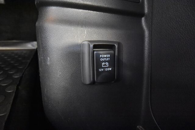 Mitsubishi Outlander 2019 Outlander PHEV Instyle 4WD 5P / Adapt. Vakkari / Vetokoukku / P. Kamera