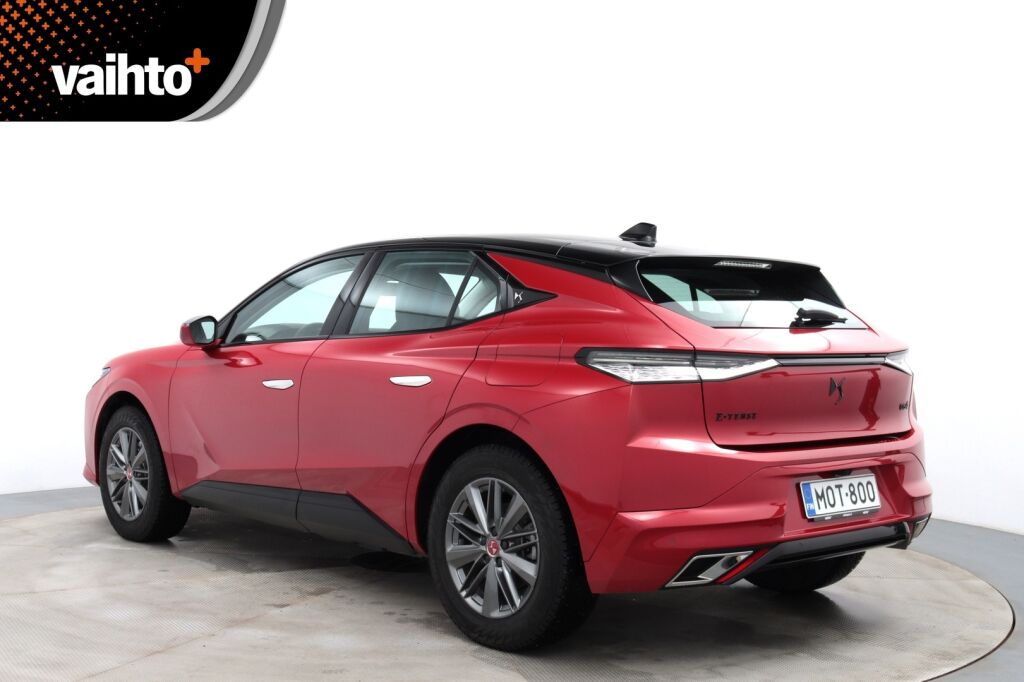 DS 4 2023 E-Tense Plug-in Hybrid 225 Performance Line Automaatti / Suomiauto / Keyless Go / 360° kamera / Kaistavahti / Vakkari / Tutkat / - RAHOITUS TÄHÄN AUTOON VAIN 3.99% - 