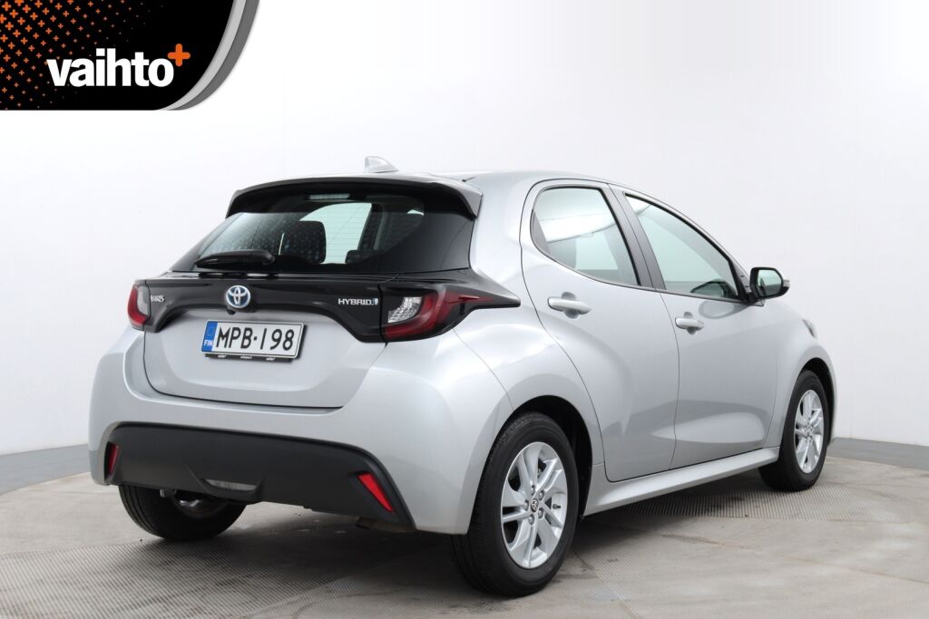 Toyota Yaris 2023 1,5 Hybrid Active / Adapt.Vakkari / Kaistavahti / Navi / P.Kamera / Keyless Go / - RAHOITUS TÄHÄN AUTOON VAIN 3.99% - 