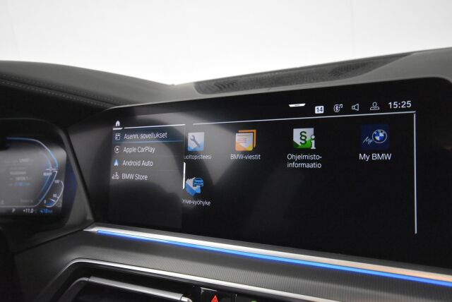 BMW X5 2021 G05 xDrive45e A M Sport / M-Penkit / H&K / Driving Assistant plus / Vetokoukku / Nahkaverhoiltu kojelauta / HUD