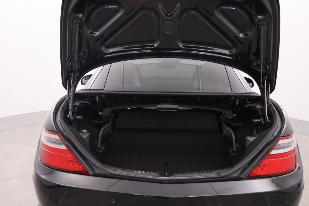 Mercedes-Benz SLK 2012 250 CDI BE A / AMG line / Panorama / H&K / Airscarf / Nahat /