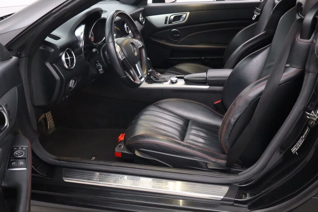 Mercedes-Benz SLK 2012 250 CDI BE A / AMG line / Panorama / H&K / Airscarf / Nahat /