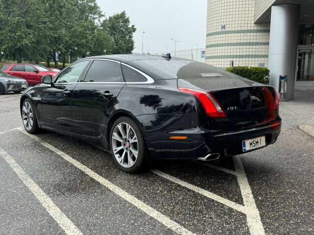 Jaguar XJ 2014 3,0 V6 TD 275 Premium Luxury LWB / 1-omistaja / Suomiauto / Adapt. vakkari / Panoraama / Huippusiisti yksilö!