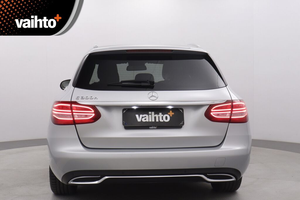 Mercedes-Benz C 2016 300 h T A Premium Business / Burmester / Distronic / Vetokoukku