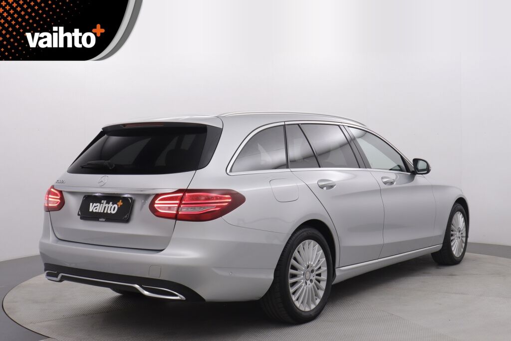 Mercedes-Benz C 2016 300 h T A Premium Business / Burmester / Distronic / Vetokoukku
