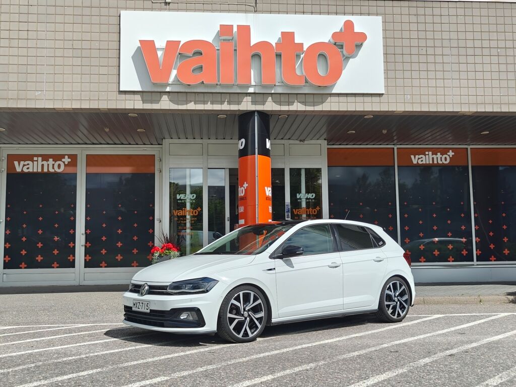 Volkswagen Polo 2020 Highline 1,0 TSI 70 kW (95 hv) / R-Line ulkopaketti / Black roof paketti / Led-paketti / ACC