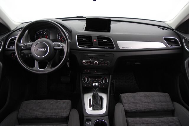 Audi Q3 2017 2,0 TDI clean diesel 110 kW quattro S tronic / Uudet kesärenkaat / Kuskin penkki sähköllä / Lohkolämmitin