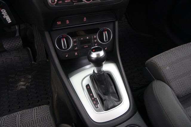 Audi Q3 2017 2,0 TDI clean diesel 110 kW quattro S tronic / Uudet kesärenkaat / Kuskin penkki sähköllä / Lohkolämmitin