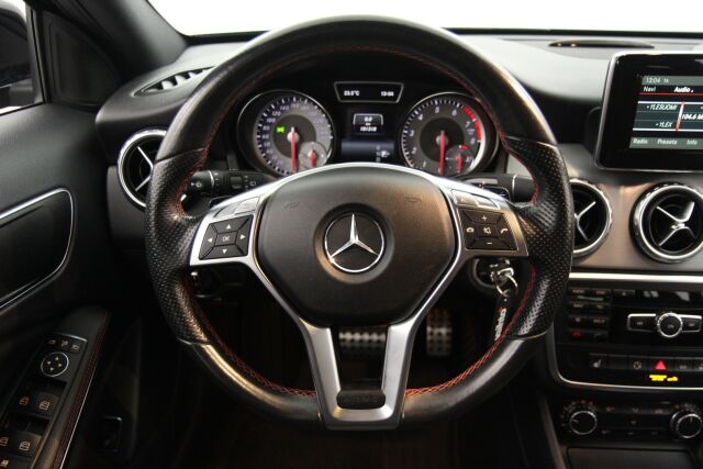 Mercedes-Benz GLA 2015 200 A Premium Business / AMG sisä- ja ulkopaketti / Lohkolämmitin / Navi / Tutkat