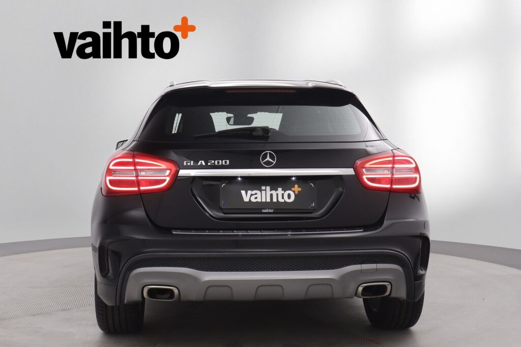 Mercedes-Benz GLA 2015 200 A Premium Business / AMG sisä- ja ulkopaketti / Lohkolämmitin / Navi / Tutkat