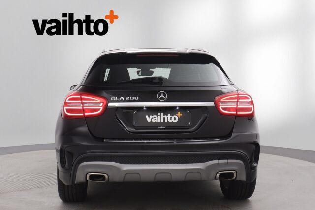 Mercedes-Benz GLA 2015 200 A Premium Business / AMG sisä- ja ulkopaketti / Lohkolämmitin / Navi / Tutkat