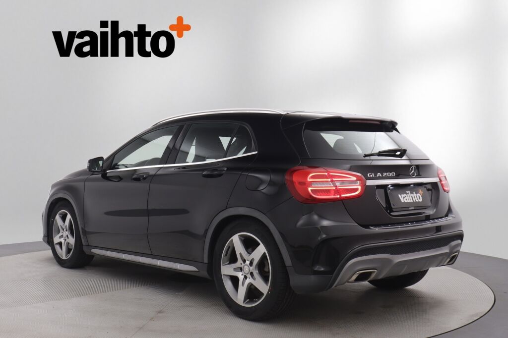 Mercedes-Benz GLA 2015 200 A Premium Business / AMG sisä- ja ulkopaketti / Lohkolämmitin / Navi / Tutkat
