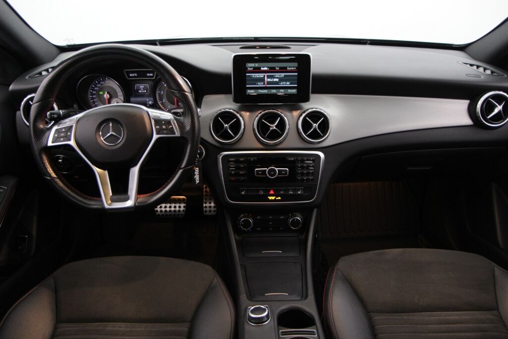 Mercedes-Benz GLA 2015 200 A Premium Business / AMG sisä- ja ulkopaketti / Lohkolämmitin / Navi / Tutkat