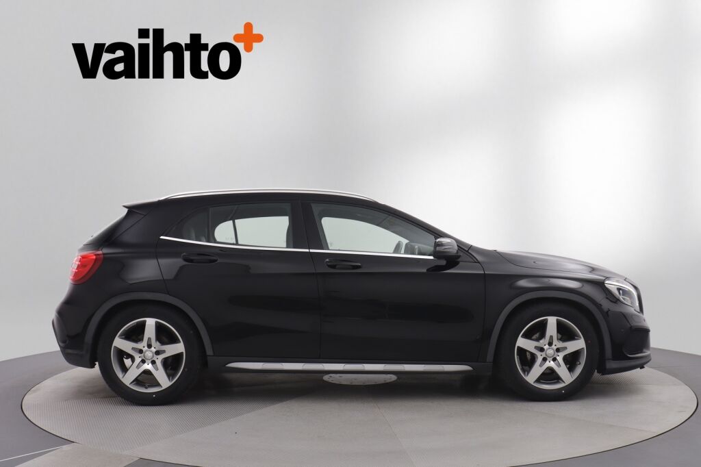 Mercedes-Benz GLA 2015 200 A Premium Business / AMG sisä- ja ulkopaketti / Lohkolämmitin / Navi / Tutkat