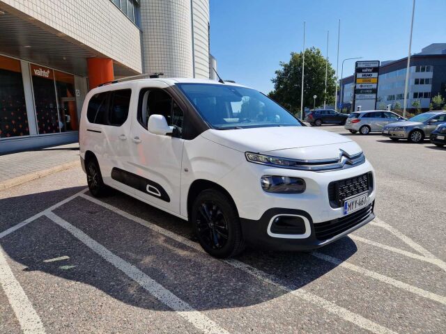 Citroen Berlingo 2020 BlueHDi 130 Shine XL EAT8 Automaatti / 7.paikkainen / HUD / Navigointi / Lohkolämmitin+sisäpistoke / 1.Om-Suomiauto