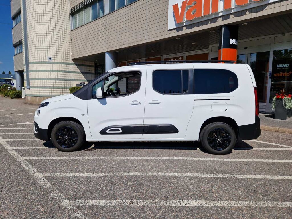Citroen Berlingo 2020 BlueHDi 130 Shine XL EAT8 Automaatti / 7.paikkainen / HUD / Navigointi / Lohkolämmitin+sisäpistoke / 1.Om-Suomiauto