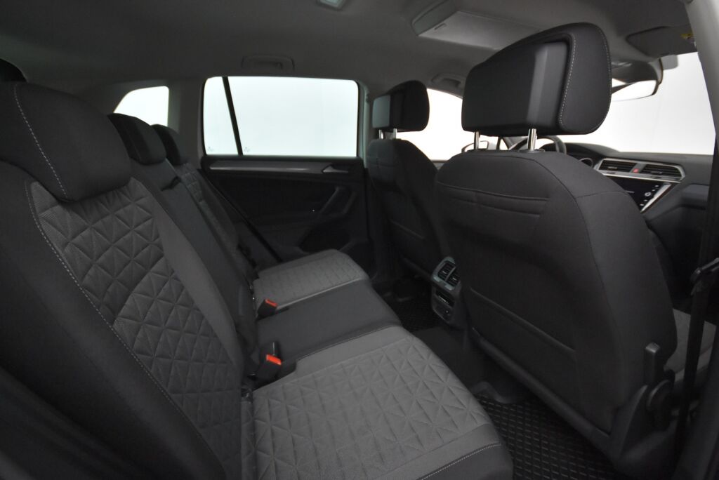 Volkswagen Tiguan 2022 Style 2,0 TSI 140 kW 4MOTION DSG-automaatti / Webasto / Apple carplay&Android auto / Adapt. vakkari - RAHOITUS TÄHÄN AUTOON VAIN 3.99% - 