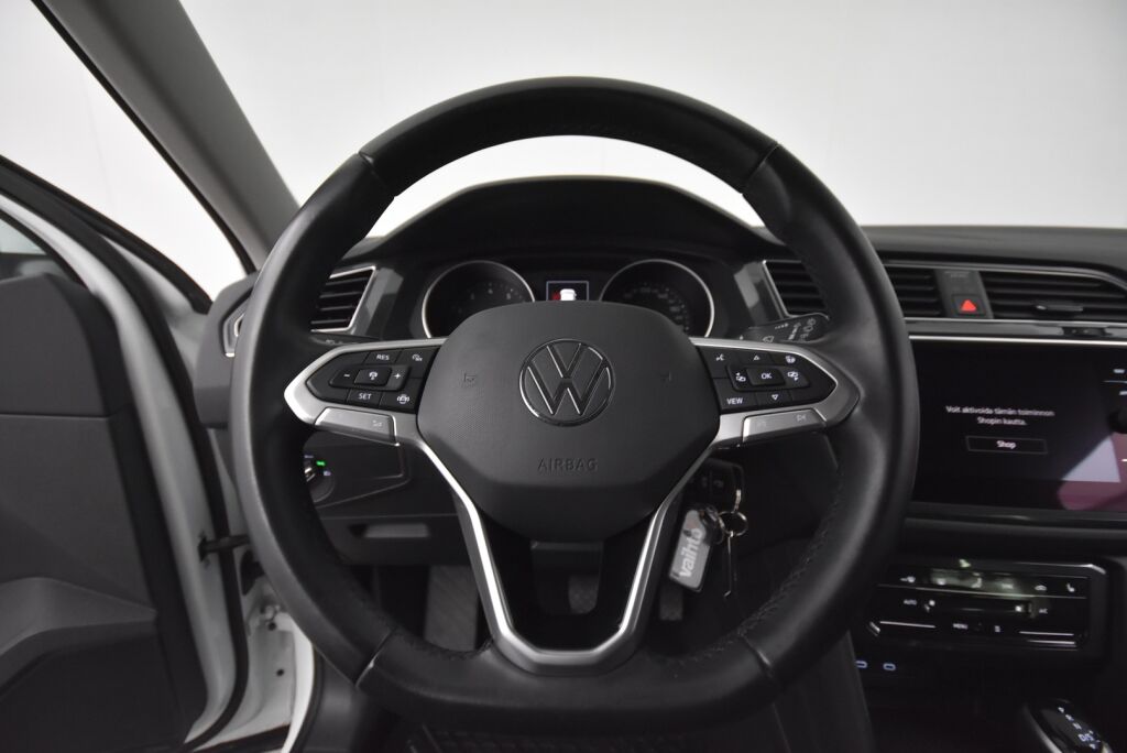 Volkswagen Tiguan 2022 Style 2,0 TSI 140 kW 4MOTION DSG-automaatti / Webasto / Apple carplay&Android auto / Adapt. vakkari - RAHOITUS TÄHÄN AUTOON VAIN 3.99% - 