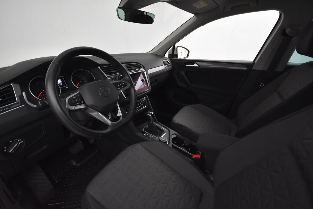 Volkswagen Tiguan 2022 Style 2,0 TSI 140 kW 4MOTION DSG-automaatti / Webasto / Apple carplay&Android auto / Adapt. vakkari - RAHOITUS TÄHÄN AUTOON VAIN 3.99% - 