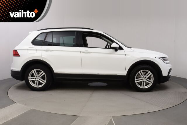 Volkswagen Tiguan 2022 Style 2,0 TSI 140 kW 4MOTION DSG-automaatti / Webasto / Apple carplay&Android auto / Adapt. vakkari - RAHOITUS TÄHÄN AUTOON VAIN 3.99% - 