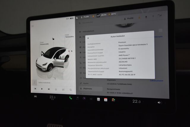 Tesla Model Y 2022 Performance / AMD Ryzen / Ilmalämpöpumppu / Premium audio / Kahdet renkaat vanteineen