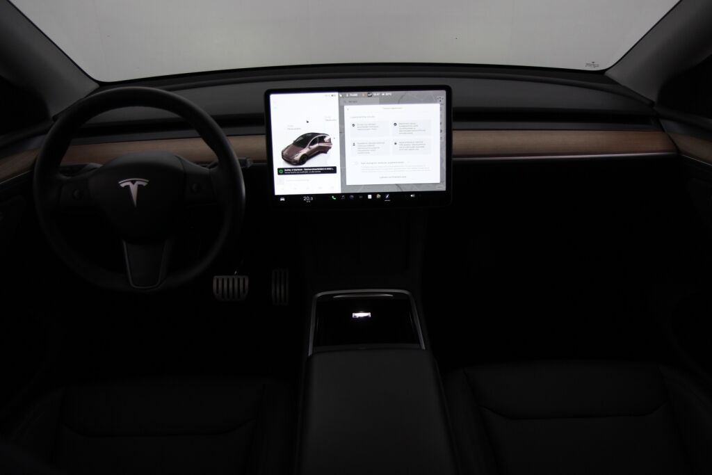 Tesla Model Y 2022 Performance / AMD Ryzen / Premium Audio / Vetokoukku