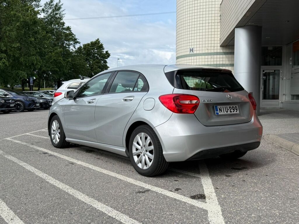 Mercedes-Benz A 2012 180 BE / Lohkolämmitin+sisäpistoke / Kahdet renkaat