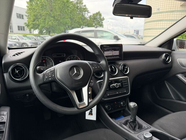 Mercedes-Benz A 2012 180 BE / Lohkolämmitin+sisäpistoke / Kahdet renkaat