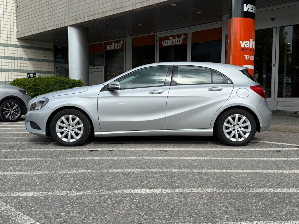 Mercedes-Benz A 2012 180 BE / Lohkolämmitin+sisäpistoke / Kahdet renkaat