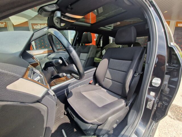 Mercedes-Benz E 2014 300 BlueTec Hybrid T A Premium Business / Webasto / Panoraama / Led-ajovalot / Sähköinen takaluukku