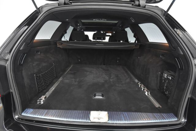 Mercedes-Benz E 2014 300 BlueTec Hybrid T A Premium Business / Webasto / Panoraama / Led-ajovalot / Sähköinen takaluukku