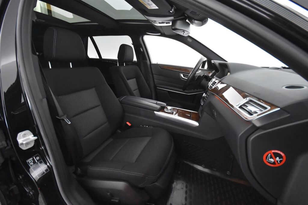 Mercedes-Benz E 2014 300 BlueTec Hybrid T A Premium Business / Webasto / Panoraama / Led-ajovalot / Sähköinen takaluukku