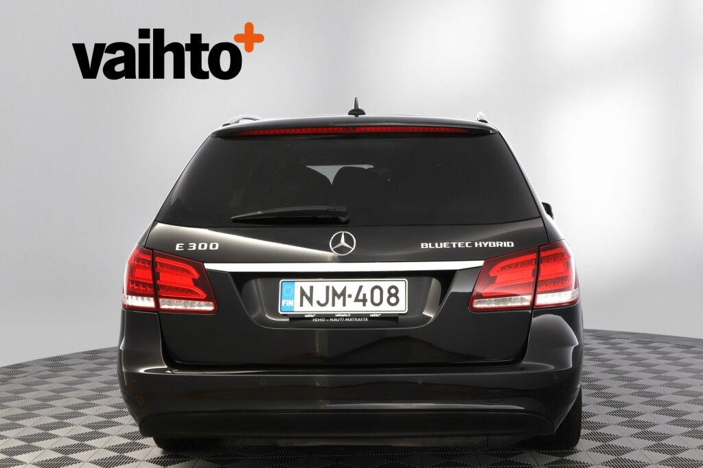 Mercedes-Benz E 2014 300 BlueTec Hybrid T A Premium Business / Webasto / Panoraama / Led-ajovalot / Sähköinen takaluukku