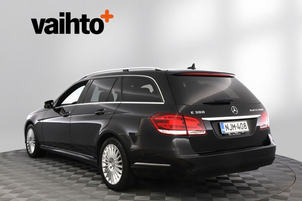 Mercedes-Benz E 2014 300 BlueTec Hybrid T A Premium Business / Webasto / Panoraama / Led-ajovalot / Sähköinen takaluukku