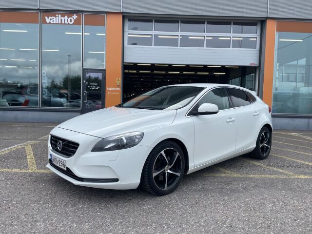 Volvo V40 2016